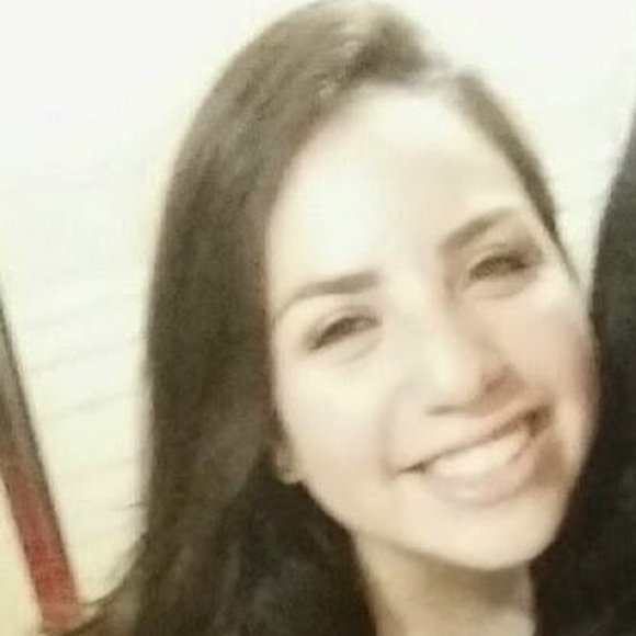 Meet your Posher, Jessica - Picture 1 of 1